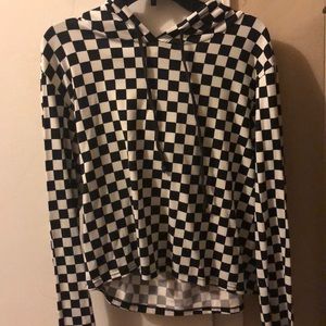 Cropped shirt with hood